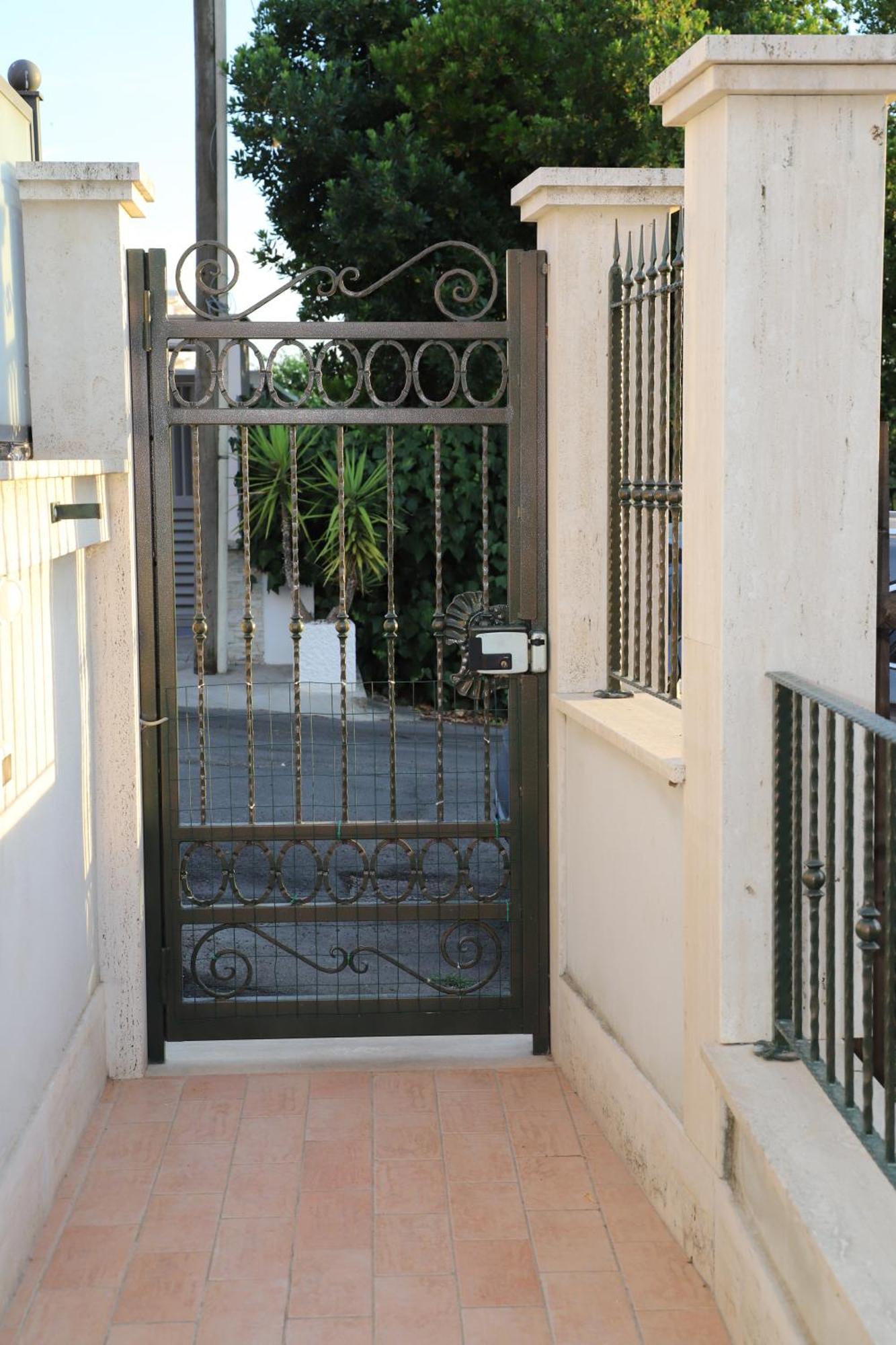 Villa Silvia Marco Simone Exterior photo